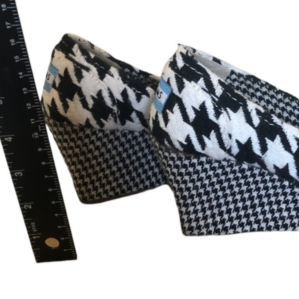 Toms 4" Platform Wedge Black & White Houndstooth Peep Toe Shoe Size W7 - Picture 6 of 8